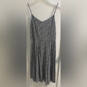 Casual Black and White Dress